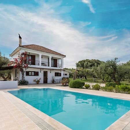 Villa Lola - 3 Bedrooms & Private Pool Lithakia  외부 사진