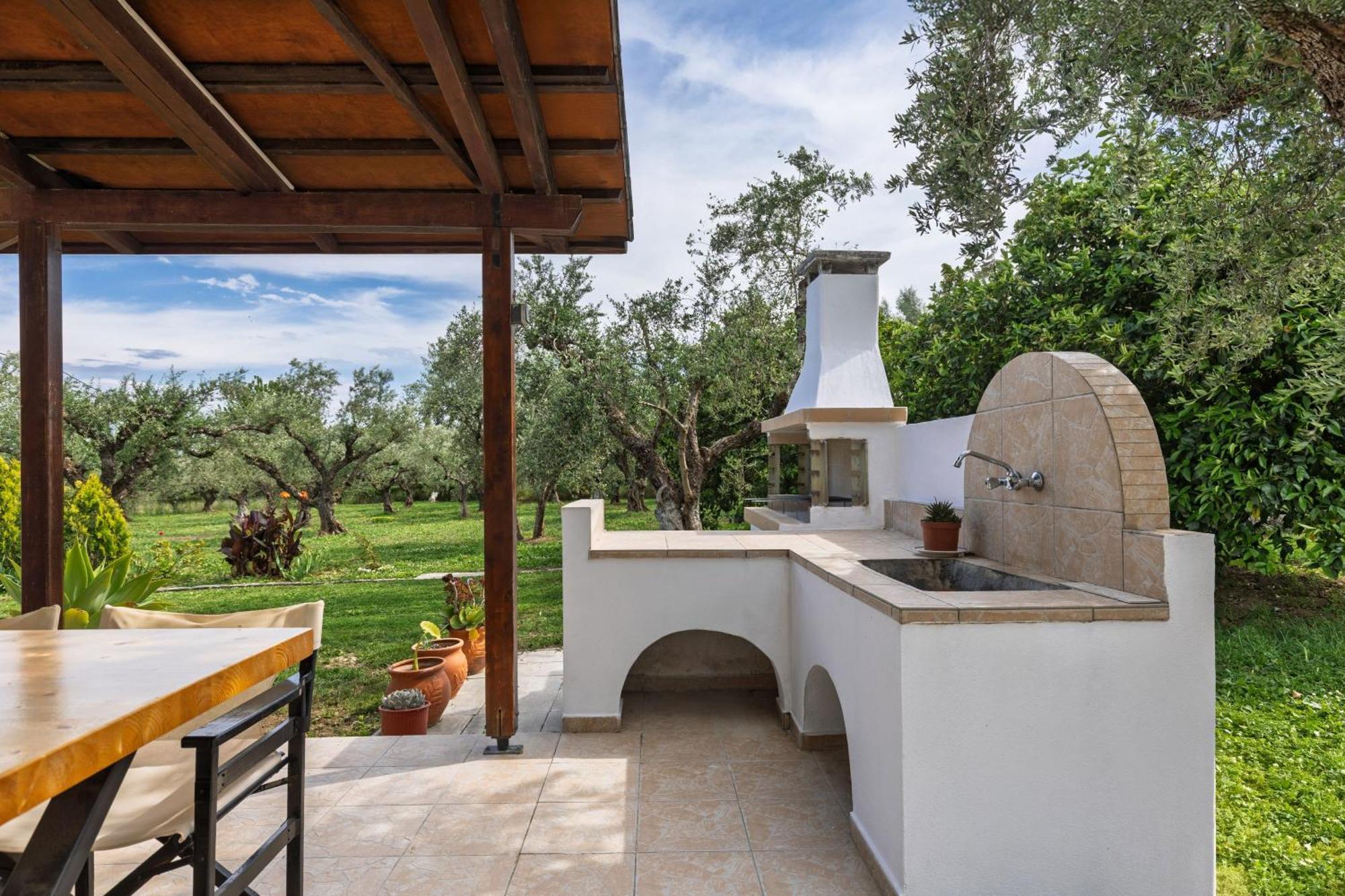 Villa Lola - 3 Bedrooms & Private Pool Lithakia  외부 사진