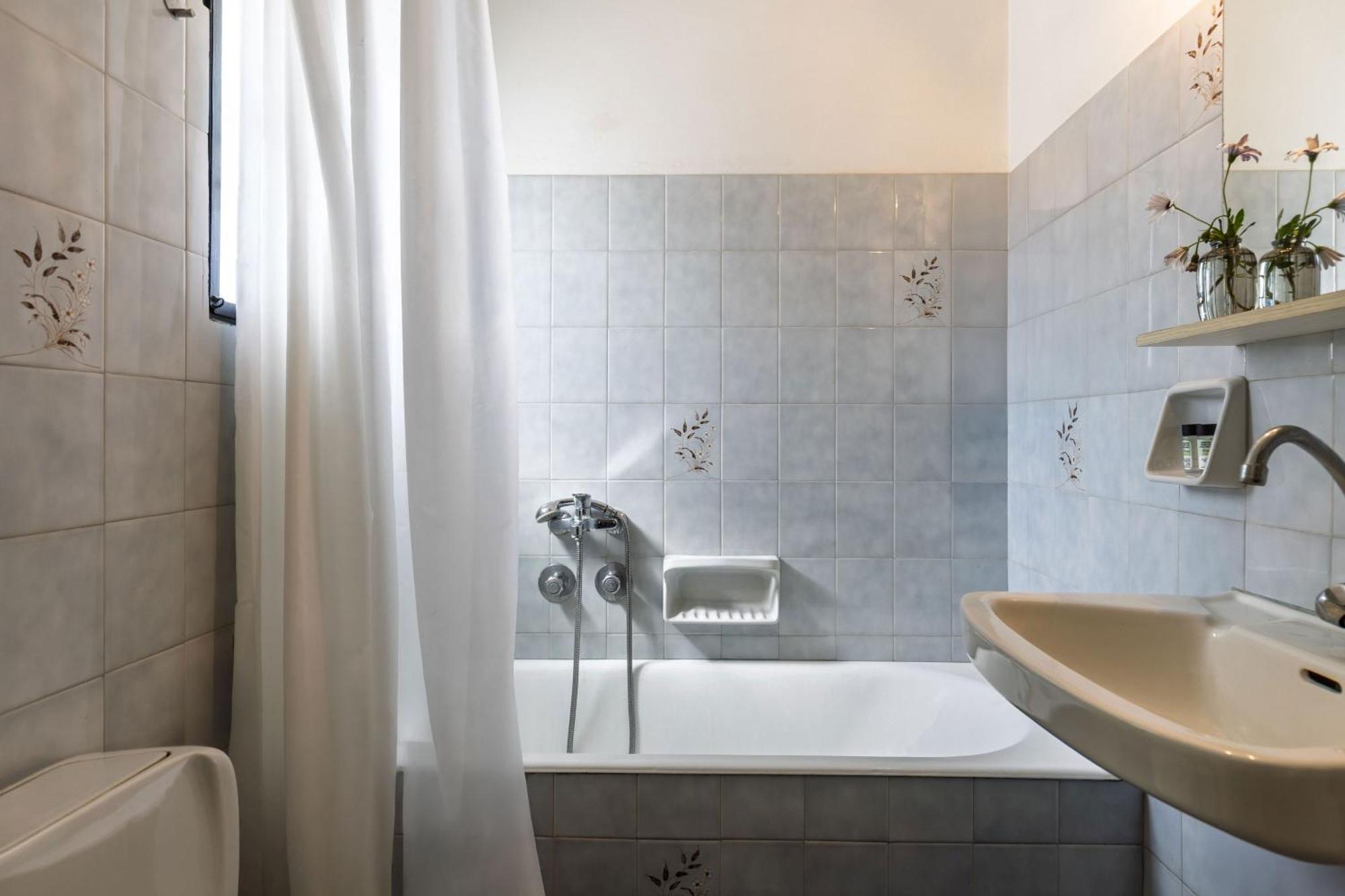 Villa Lola - 3 Bedrooms & Private Pool Lithakia  외부 사진
