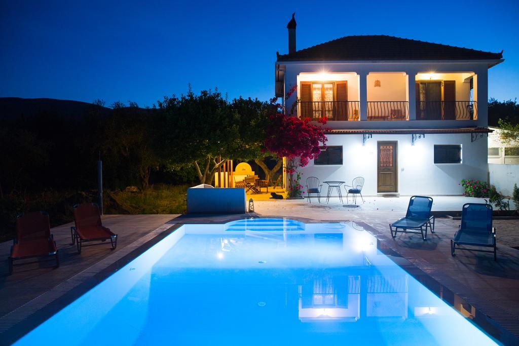 Villa Lola - 3 Bedrooms & Private Pool Lithakia  외부 사진