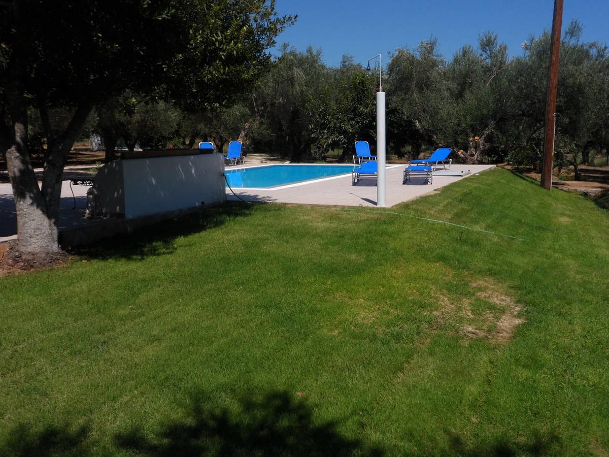 Villa Lola - 3 Bedrooms & Private Pool Lithakia  외부 사진